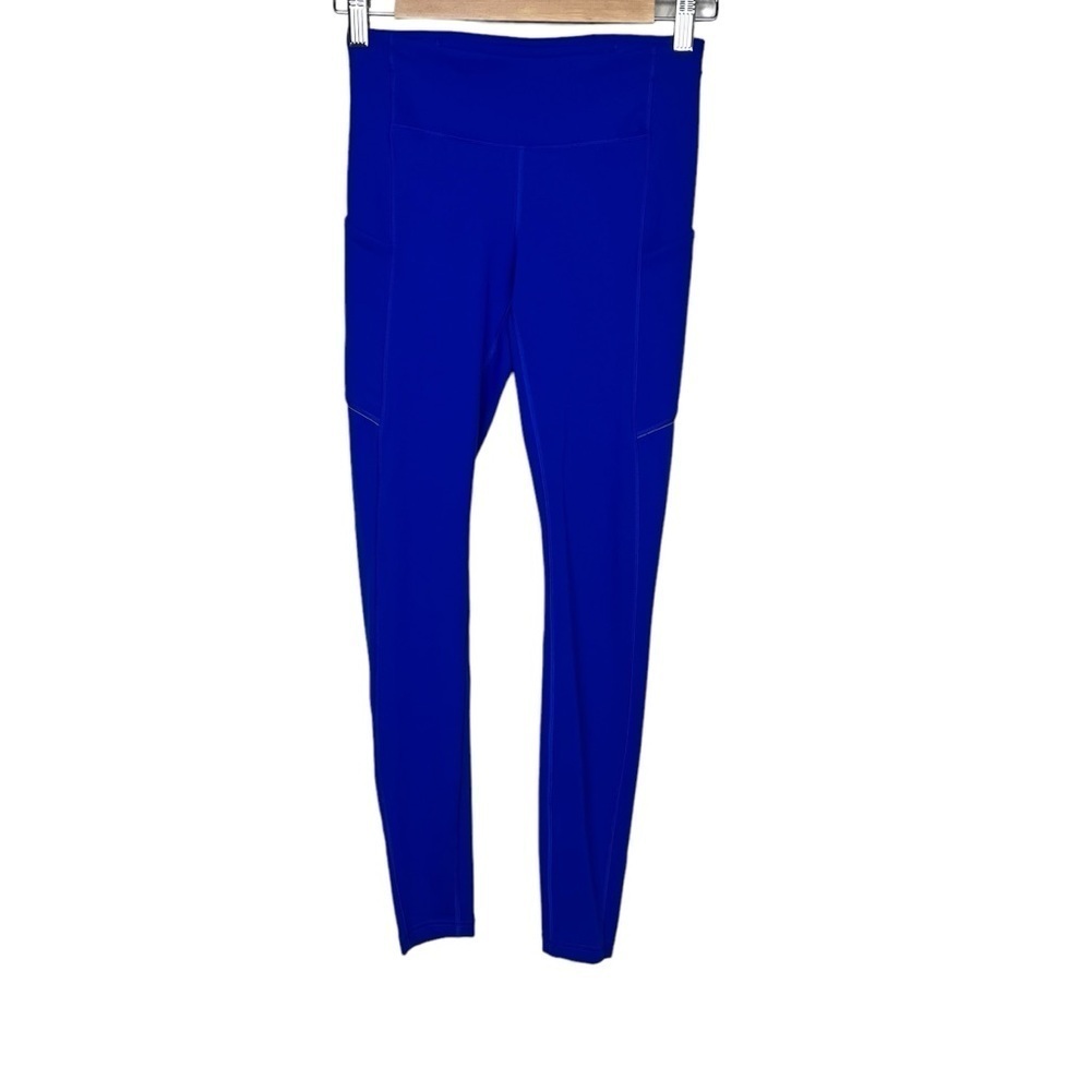 Lululemon Speed Up Tight Full-On Luxtreme 28"
Jet Stream 4 Blue